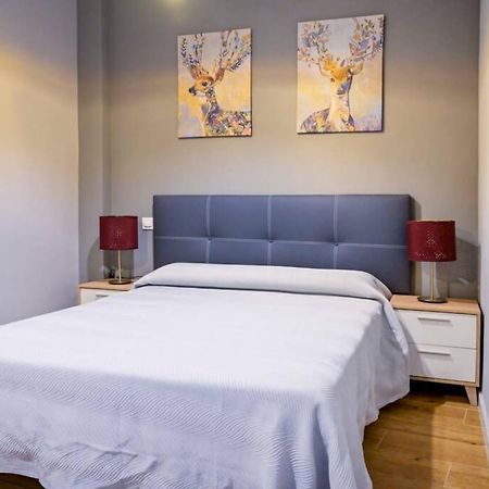 A - Apartamento Elegante Con Piscina Compartida Torrico Extérieur photo