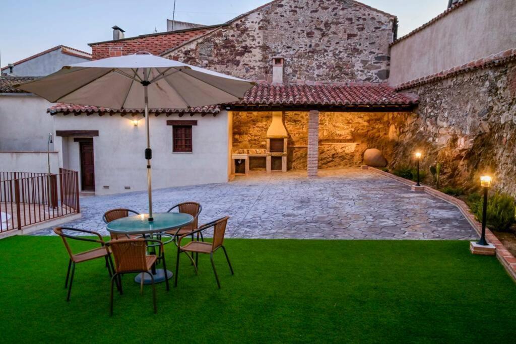 A - Apartamento Elegante Con Piscina Compartida Torrico Extérieur photo